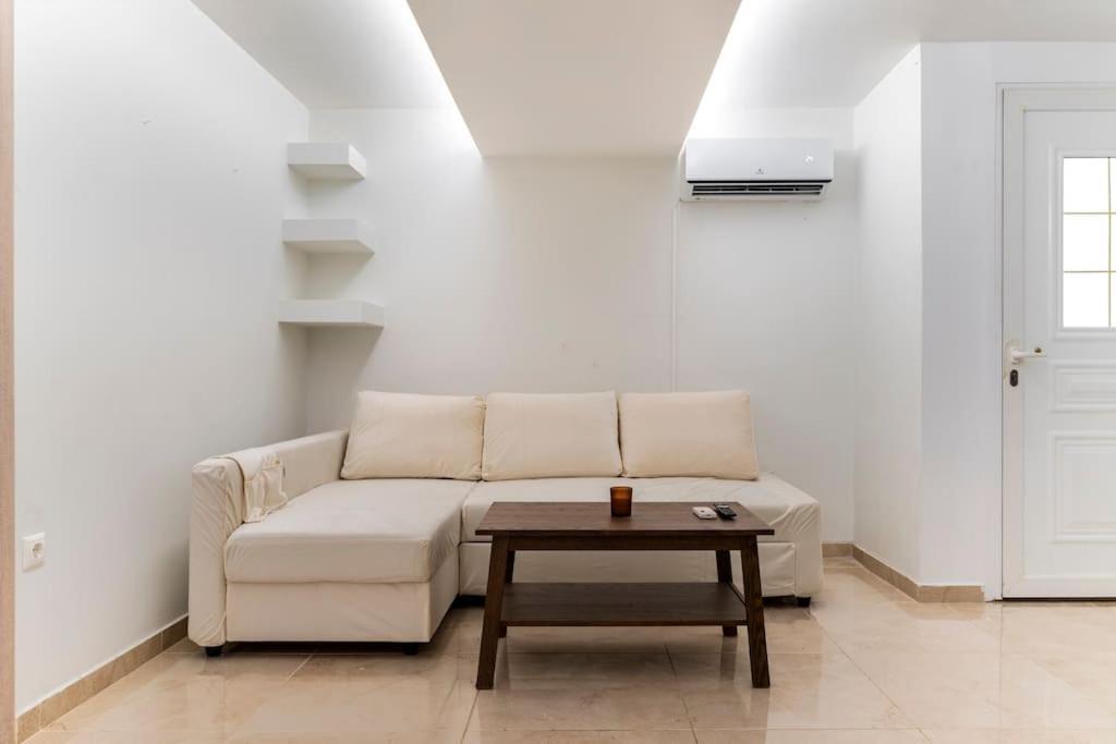 Apartment At Ano Glifada. Athena Bagian luar foto