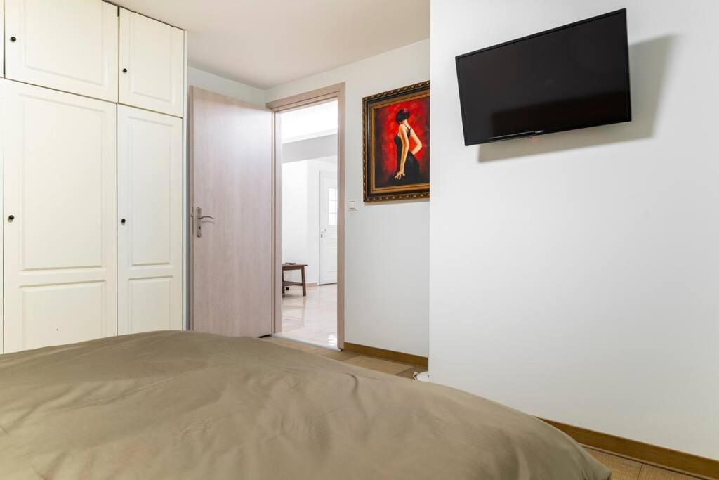 Apartment At Ano Glifada. Athena Bagian luar foto