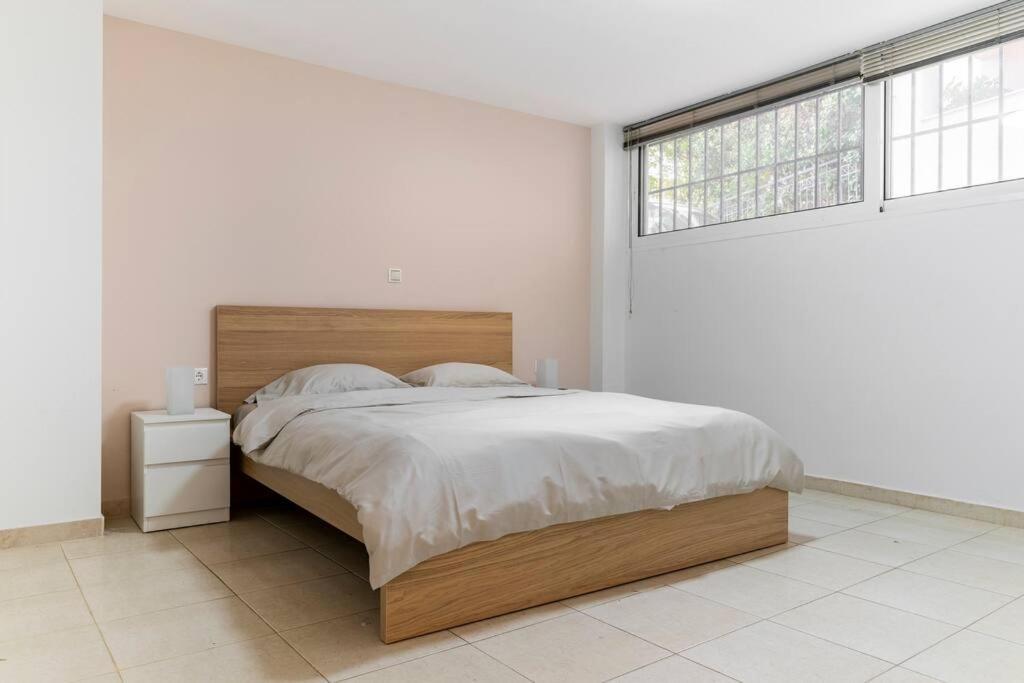 Apartment At Ano Glifada. Athena Bagian luar foto